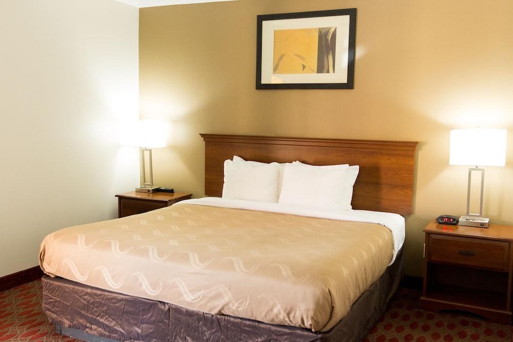 Quality Inn & Suites Goodyear - Phoenix West Extérieur photo