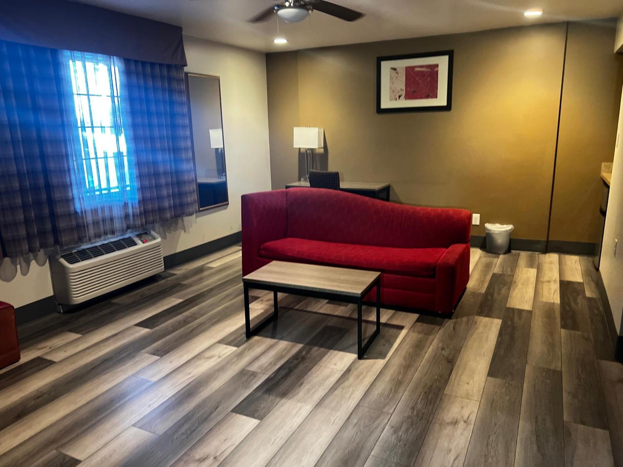 Quality Inn & Suites Goodyear - Phoenix West Extérieur photo